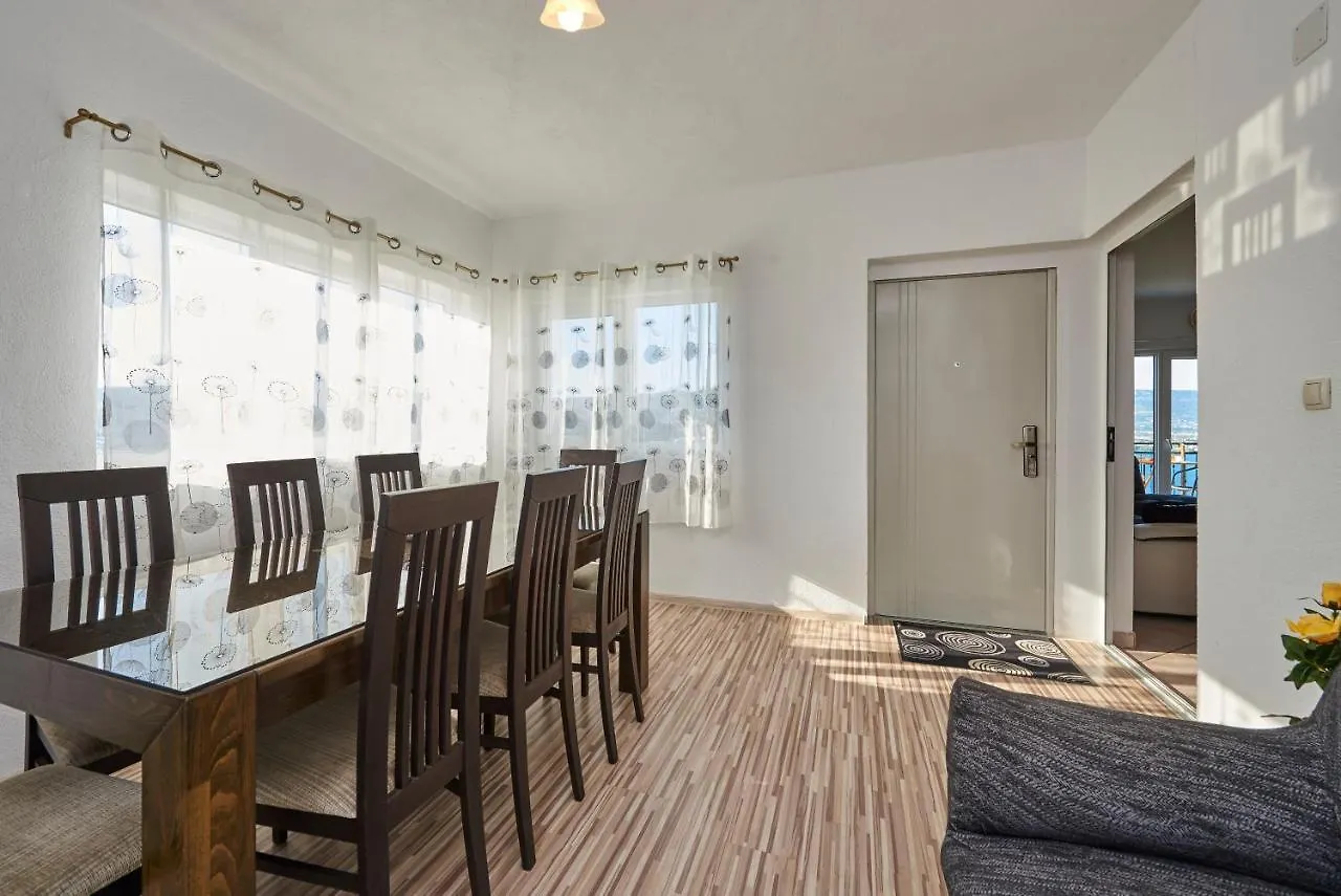 Apartment Ugrina Trogir Kroatien