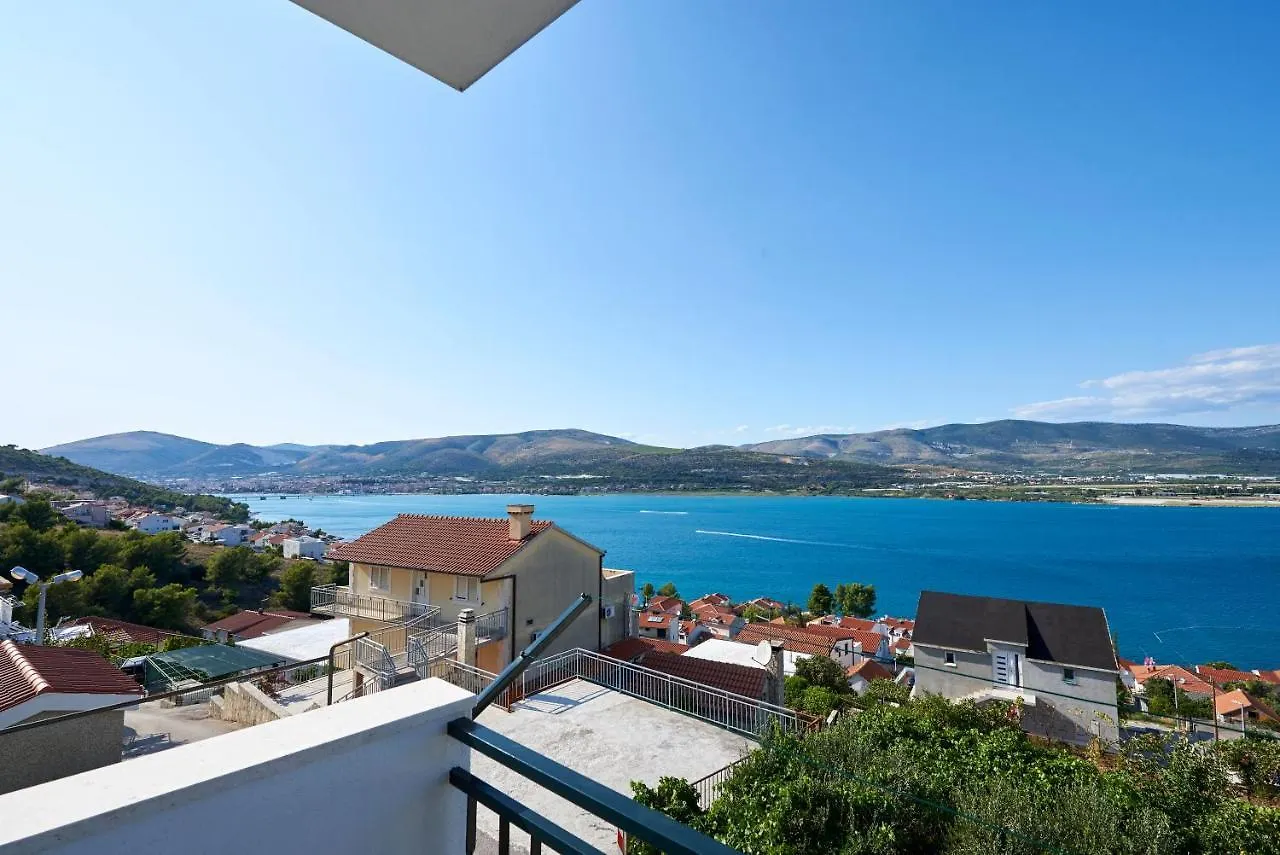 Apartment Ugrina Trogir