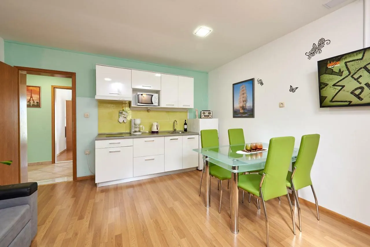 Apartment Ugrina Trogir